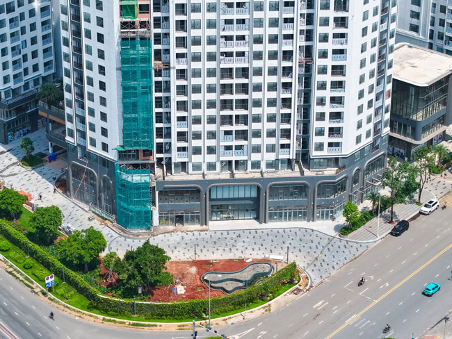 Hồ bơi tiện ích dự án Green Skyline